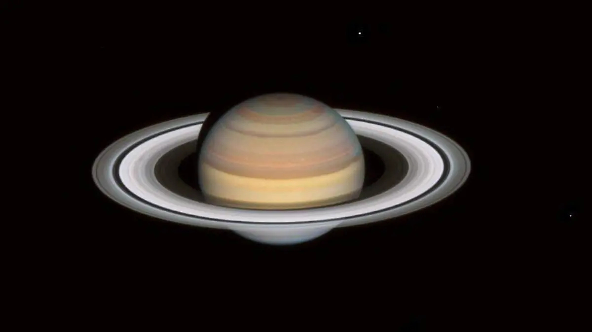 saturno (1)